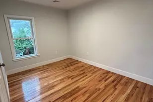 121 Horton St, Fall River, MA 02723 - Photo 5