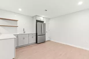 7 Cliff Rd, Wellesley, MA 02481 - Photo 31