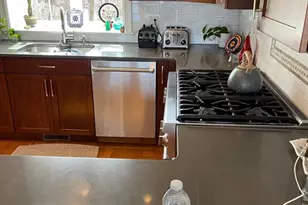 18 Taunton St, Plainville, MA 02762 - Photo 15