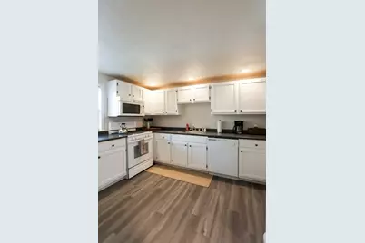 25 Jay St - C #FURNISHED, Cambridge, MA 02139 - Photo 11