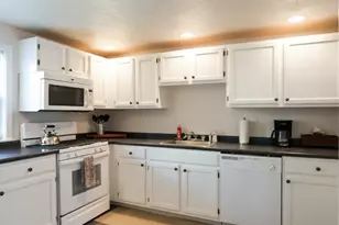 25 Jay St - C, Cambridge, MA 02139 - Photo 11