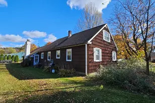 13 Captain Lathrop Dr, Deerfield, MA 01373 - Photo 3