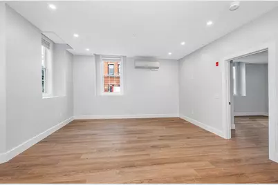 241 W Sixth #120, Lowell, MA 01850 - Photo 9