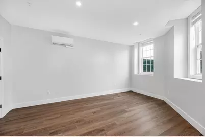 241 W Sixth #120, Lowell, MA 01850 - Photo 15