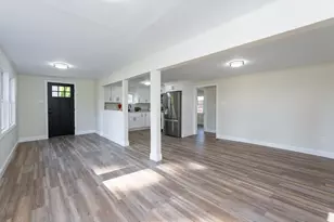 9 Everett St, Carver, MA 02330 - Photo 7