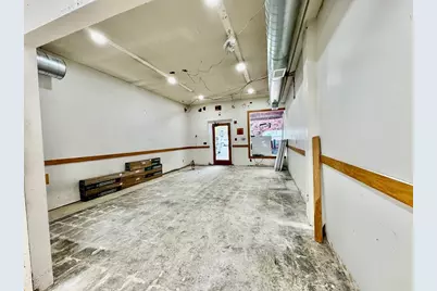 35 Smith St, Marblehead, MA 01945 - Photo 3