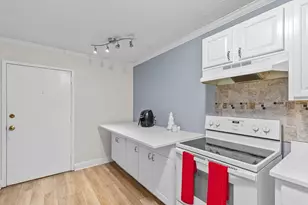 1 Chapel Hill Dr, Plymouth, MA 02360 - Photo 3