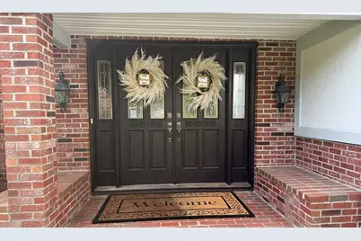 84 Diniz Dr, Raynham, MA 02767 - Photo 9