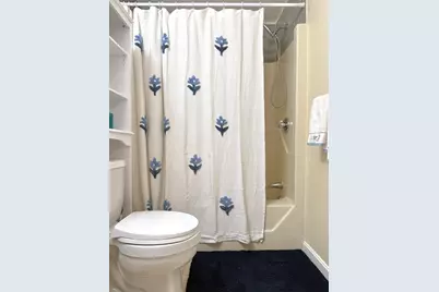 28 Claremont Ter #6, Swampscott, MA 01907 - Photo 23