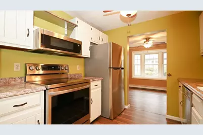 64 Mechanic St #3, Attleboro, MA 02703 - Photo 5