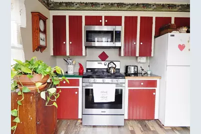 35 Jenny Lind St, New Bedford, MA 02740 - Photo 9