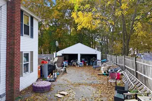 36 Elm St, Uxbridge, MA 01569 - Photo 3