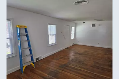 499 Maple St, Fall River, MA 02720 - Photo 9