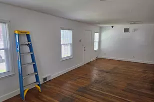 499 Maple St, Fall River, MA 02720 - Photo 9