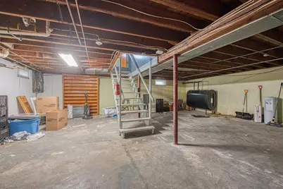 499 Maple St, Fall River, MA 02720 - Photo 21