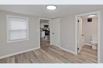 151 Littleton St, Springfield, MA 01104 - Photo 13