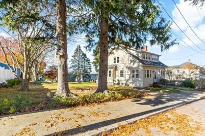 172 Gibbs St, Fall River, MA 02720 - Photo 3