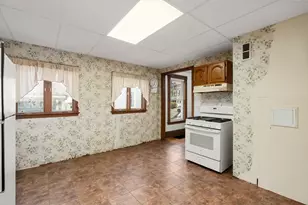 106 Norfolk Ave, Swampscott, MA 01907 - Photo 13