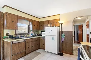 88 Dartmouth St, Medford, MA 02155 - Photo 5