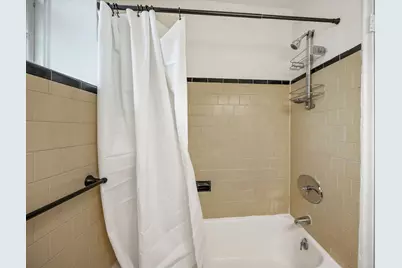 56 Elm St #1, Worcester, MA 01609 - Photo 17