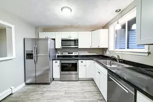 24 Wilson St, Marlborough, MA 01752 - Photo 3