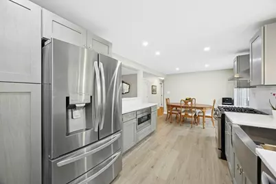 28 Chestnut Hill Rd, Chelmsford, MA 01824 - Photo 9