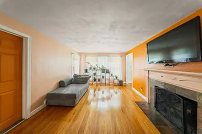 1078 Liberty St, Springfield, MA 01104 - Photo 7