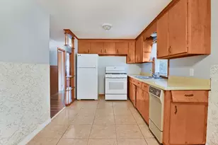 74 Valley Rd, Springfield, MA 01119 - Photo 11