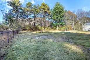 74 Valley Rd, Springfield, MA 01119 - Photo 5