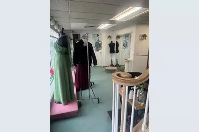 205 Lexington St, Waltham, MA 02452 - Photo 7