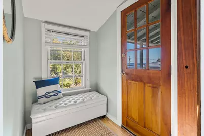 9 Gingerbread Hill #1, Marblehead, MA 01945 - Photo 5