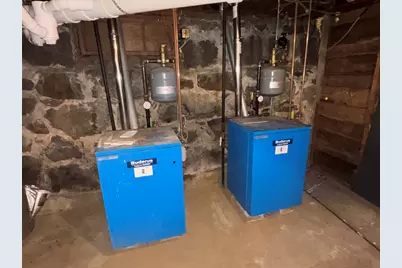 131 5th St, Leominster, MA 01453 - Photo 35