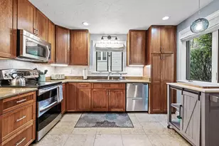 91 Jimney Dr, Westford, MA 01886 - Photo 13