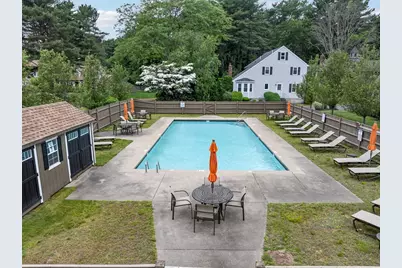 19 Camelot Ct #19, Stoughton, MA 02072 - Photo 7