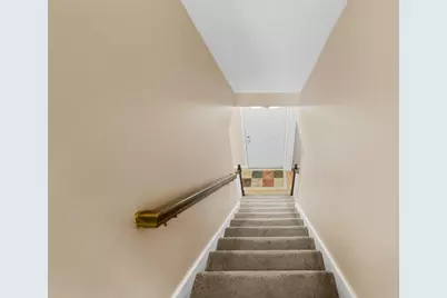 19 Camelot Ct #19, Stoughton, MA 02072 - Photo 9