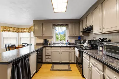 19 Camelot Ct #19, Stoughton, MA 02072 - Photo 17
