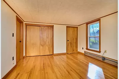 158 Main St, Williamsburg, MA 01096 - Photo 13