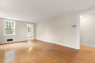 10 Oak St, Wareham, MA 02571 - Photo 11