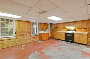 10 Oak St, Wareham, MA 02571 - Photo 25