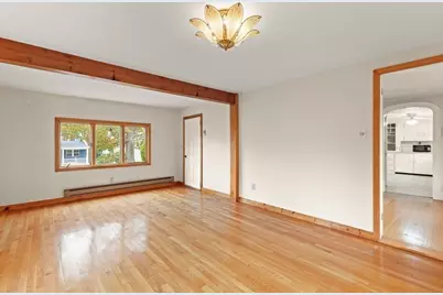 10 Oak St, Wareham, MA 02571 - Photo 13