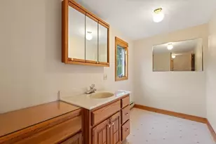 10 Oak St, Wareham, MA 02571 - Photo 23