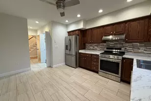 37 Vera St, Revere, MA 02151 - Photo 3