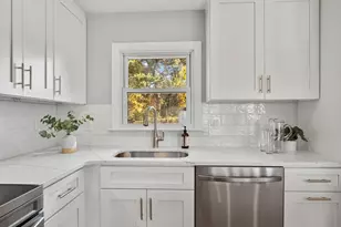 27 Hodgkins Rd, Rockport, MA 01966 - Photo 3