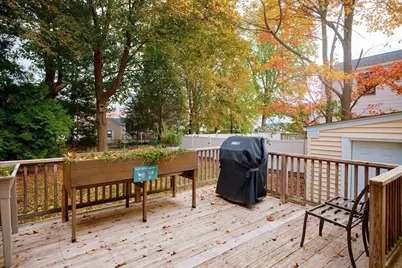 72 Oakland Ave, Quincy, MA 02170 - Photo 15