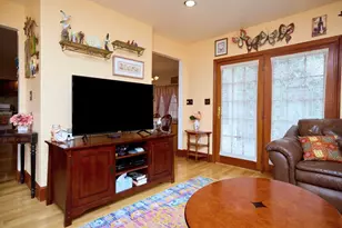 72 Oakland Ave, Quincy, MA 02170 - Photo 3