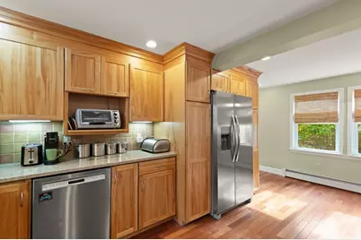 320 Pillings Pond Rd, Lynnfield, MA 01940 - Photo 13