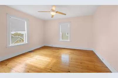 10 Prospect Ter, Malden, MA 02148 - Photo 13