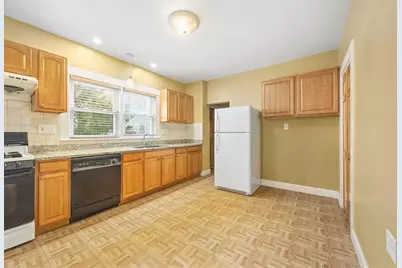 10 Prospect Ter, Malden, MA 02148 - Photo 11