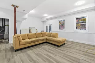 288 Grove St, Clinton, MA 01510 - Photo 27