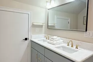 17 Ocean St, Quincy, MA 02171 - Photo 25